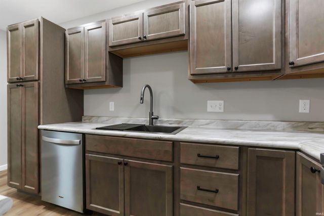 522 Madison Avenue, Evansville, IN 47713