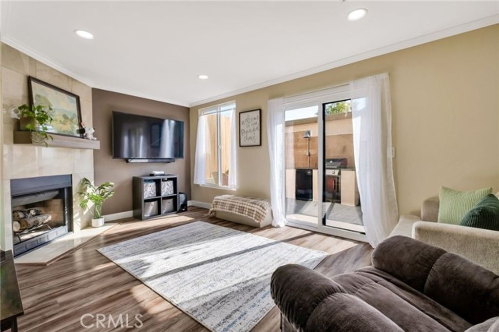 950 W Lambert Road 30, La Habra, CA 90631