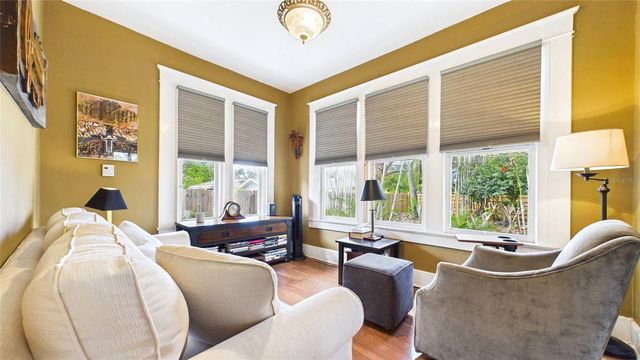 5710 N BRANCH AVENUE, Tampa, FL 33604