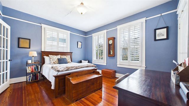 5710 N BRANCH AVENUE, Tampa, FL 33604