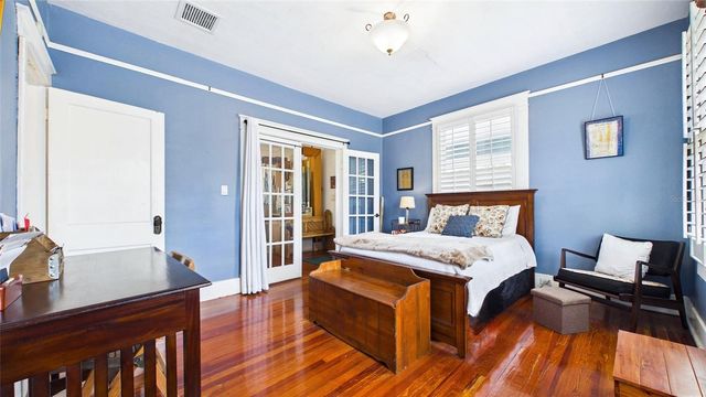 5710 N BRANCH AVENUE, Tampa, FL 33604