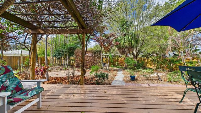 5710 N BRANCH AVENUE, Tampa, FL 33604