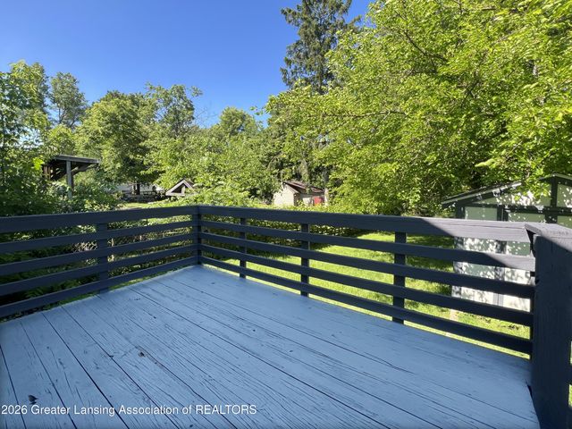 616 S Fairview Avenue, Lansing, MI 48912