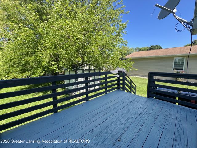 616 S Fairview Avenue, Lansing, MI 48912