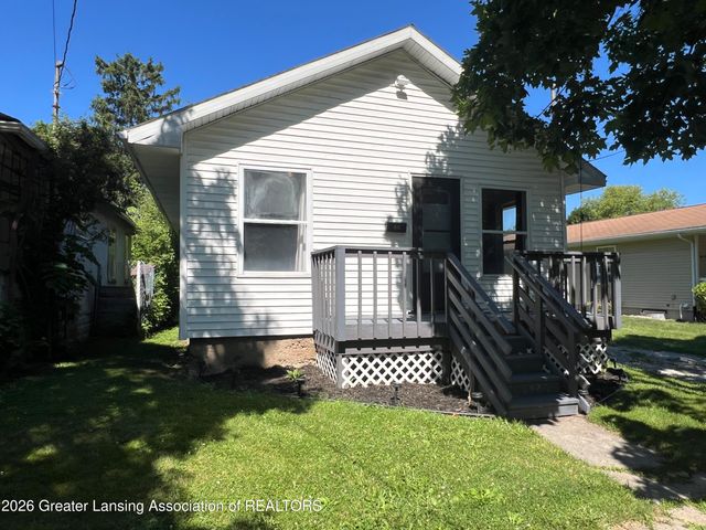 616 S Fairview Avenue, Lansing, MI 48912