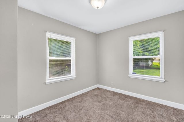 4130 Hillview Ave, Louisville, KY 40216