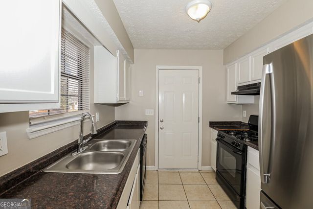 266 Montego Circle, Riverdale, GA 30274