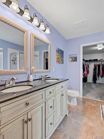 86 Fountainview Drive, St Charles, MO 63303