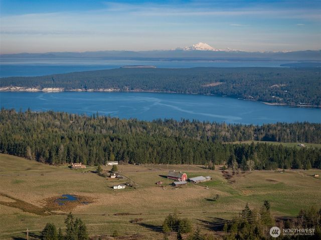 855 Louella Heights Drive, Sequim, WA 98382