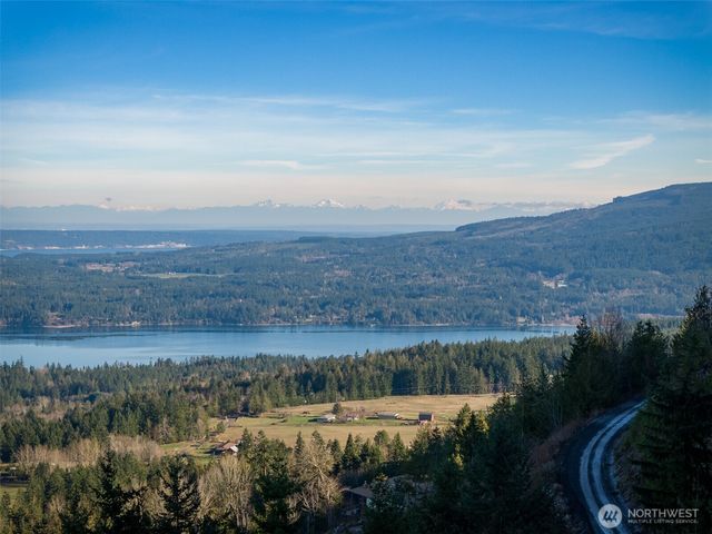 855 Louella Heights Drive, Sequim, WA 98382