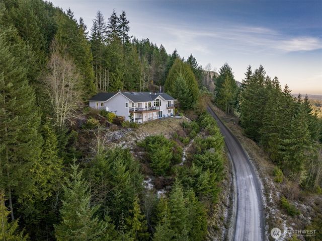 855 Louella Heights Drive, Sequim, WA 98382