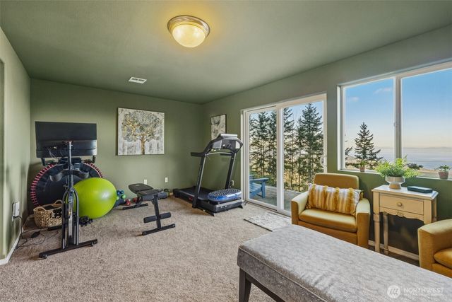 855 Louella Heights Drive, Sequim, WA 98382