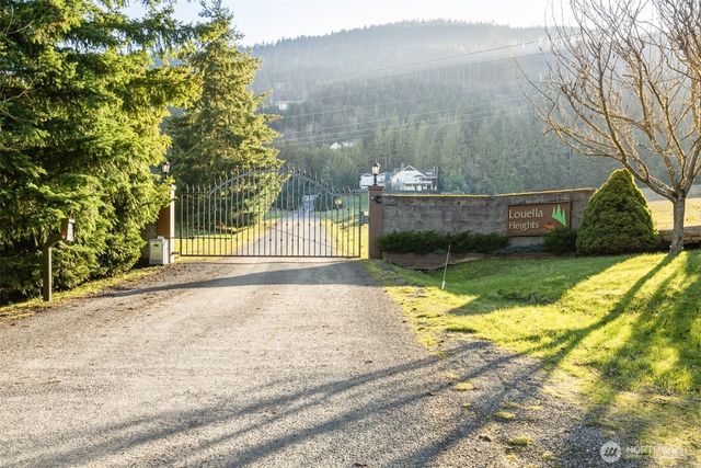 855 Louella Heights Drive, Sequim, WA 98382