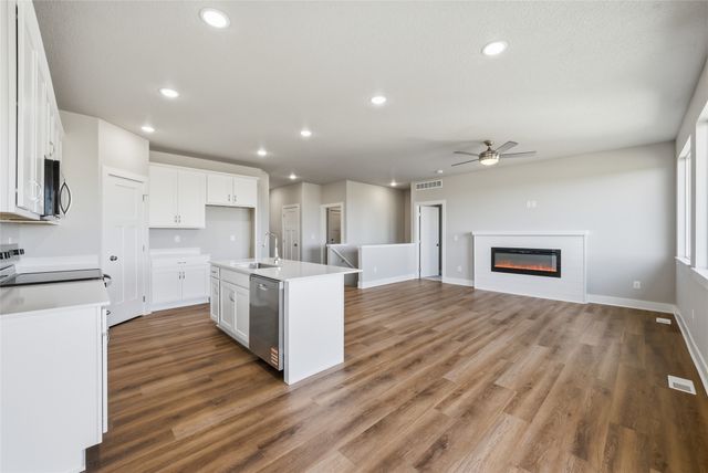 2235 Chan Drive, Adel, IA 50003