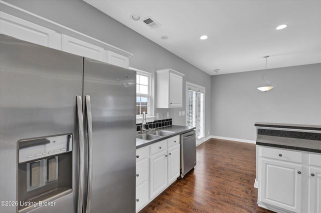 4008 Saddlecreek Ct, Louisville, KY 40245