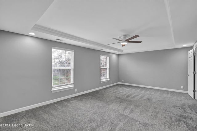 4008 Saddlecreek Ct, Louisville, KY 40245