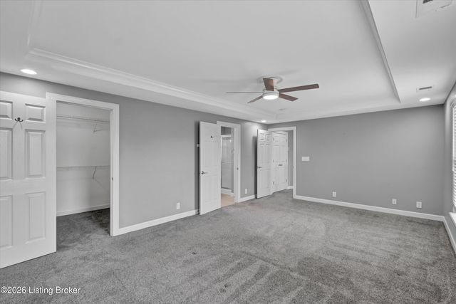 4008 Saddlecreek Ct, Louisville, KY 40245