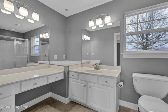 4008 Saddlecreek Ct, Louisville, KY 40245