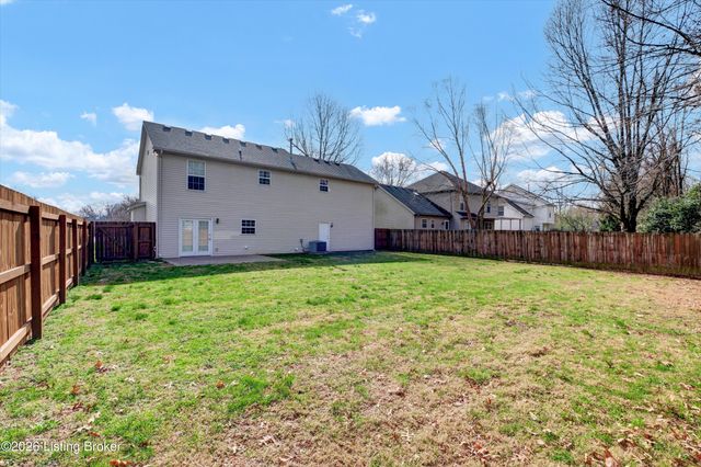 4008 Saddlecreek Ct, Louisville, KY 40245