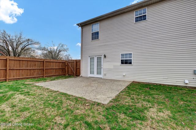 4008 Saddlecreek Ct, Louisville, KY 40245