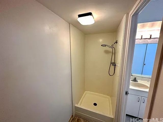1015 Napunani Street 401, Honolulu, HI 96818