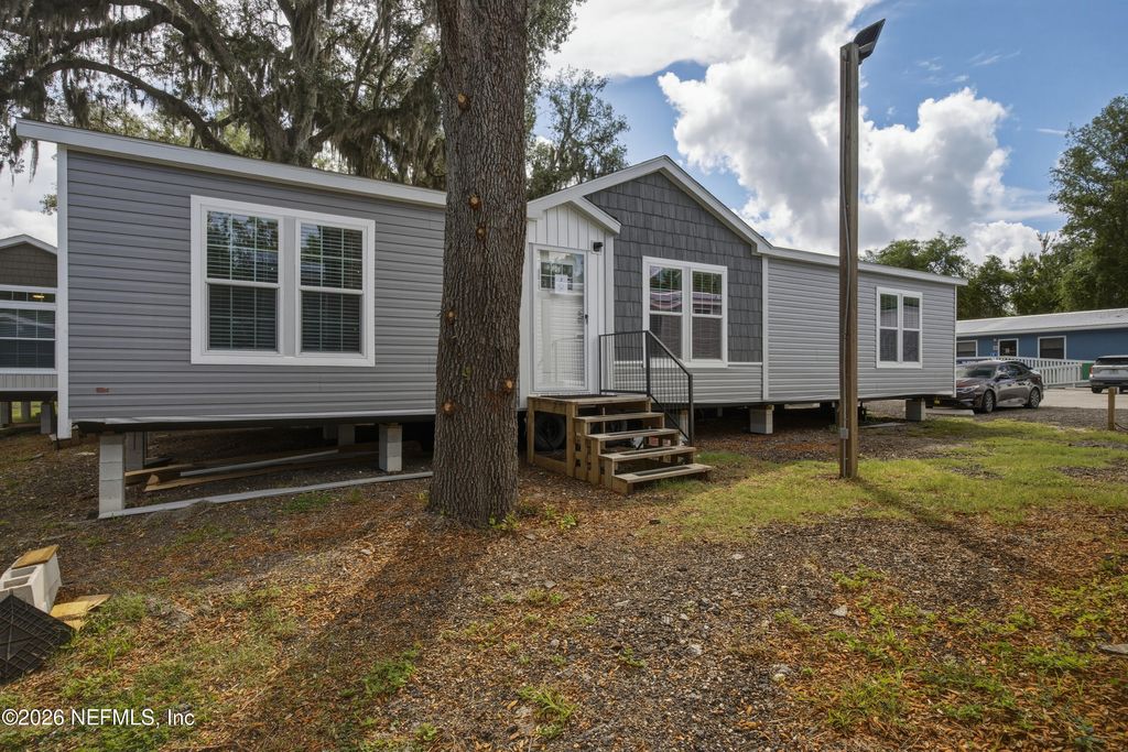 4691 CALENDULA Avenue, Middleburg, FL 32068