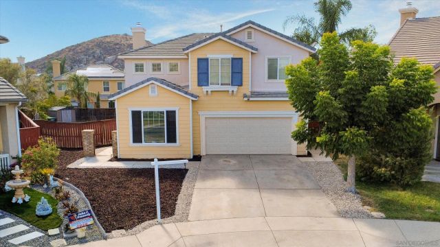 3856 Salt River Ln, Perris, CA 92571
