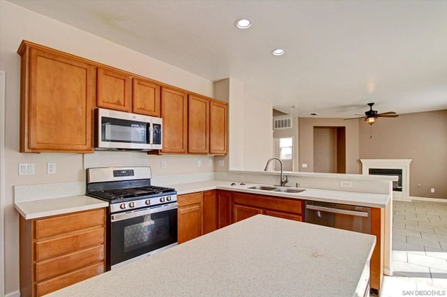 3856 Salt River Ln, Perris, CA 92571