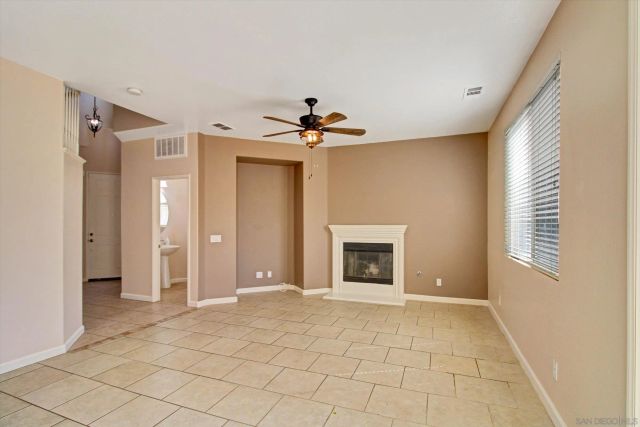 3856 Salt River Ln, Perris, CA 92571