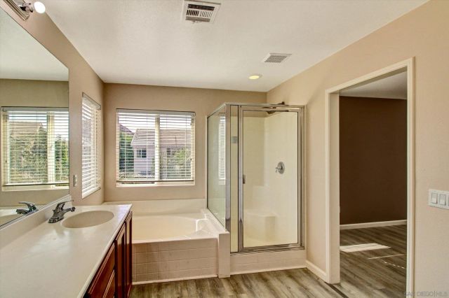 3856 Salt River Ln, Perris, CA 92571