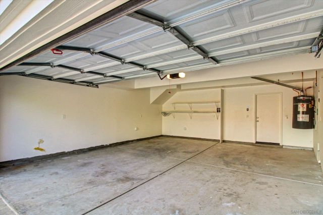 3856 Salt River Ln, Perris, CA 92571