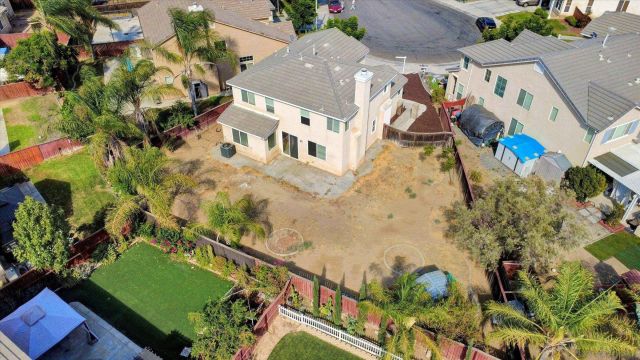 3856 Salt River Ln, Perris, CA 92571