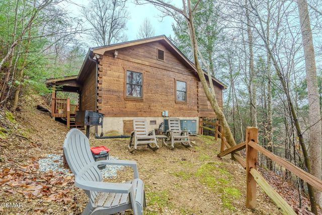 4320 Carolina Cove Way, Pigeon Forge, TN 37863