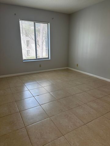 208 Foxtail Drive C2, Greenacres, FL 33415