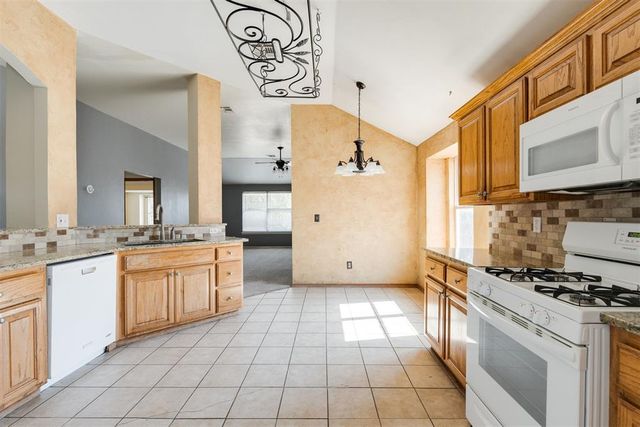 13624 Prairie View Lane, Oklahoma City, OK 73142
