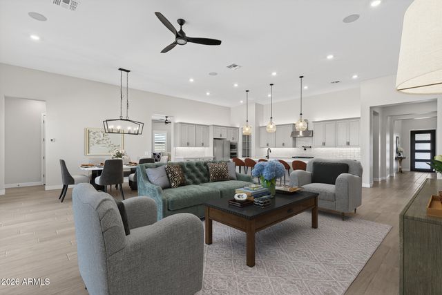 19000 W WESTVIEW Drive, Litchfield Park, AZ 85340