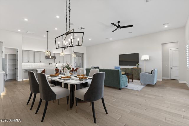 19000 W WESTVIEW Drive, Litchfield Park, AZ 85340