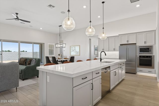 19000 W WESTVIEW Drive, Litchfield Park, AZ 85340