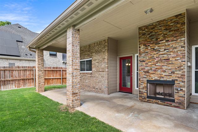 8406 Willowbrook Drive, Rowlett, TX 75088
