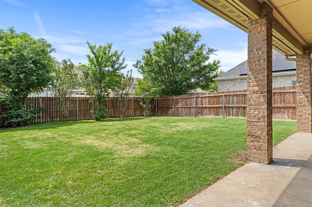 8406 Willowbrook Drive, Rowlett, TX 75088