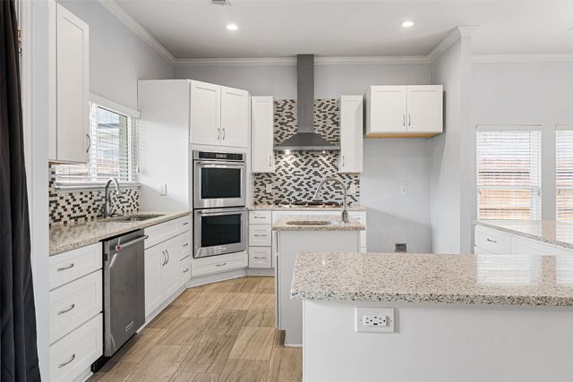 8406 Willowbrook Drive, Rowlett, TX 75088