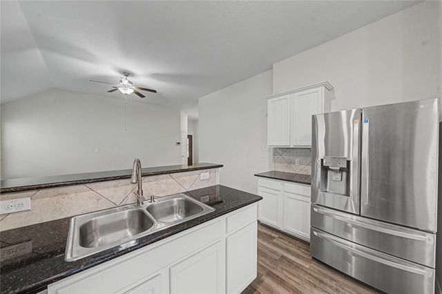 3715 Singing Flower Lane, Richmond, TX 77406