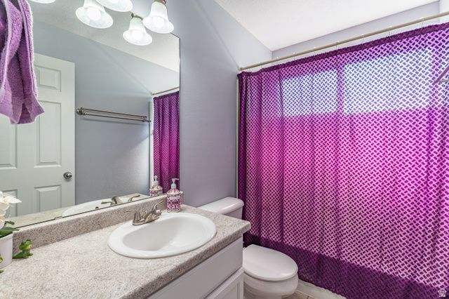 6157 W NELLIES ST, West Jordan, UT 84081