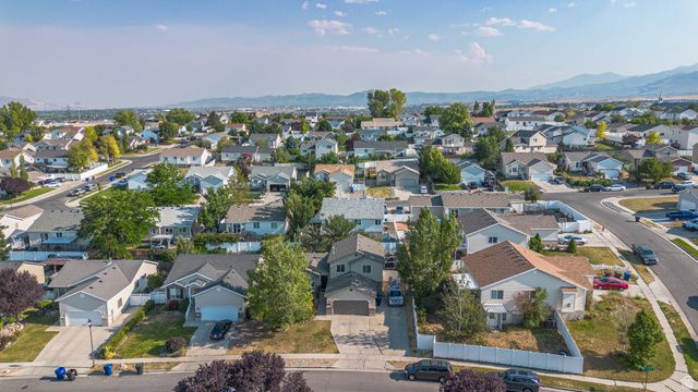 6157 W NELLIES ST, West Jordan, UT 84081
