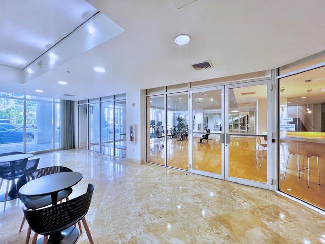 511 SE 5 Avenue Apt 807, Fort Lauderdale, FL 33301