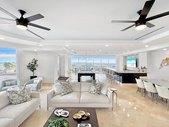 511 SE 5 Avenue Apt 807, Fort Lauderdale, FL 33301
