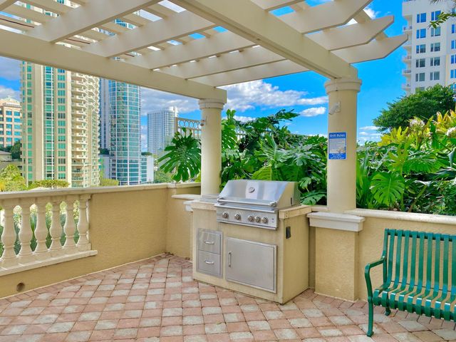 511 SE 5 Avenue Apt 807, Fort Lauderdale, FL 33301