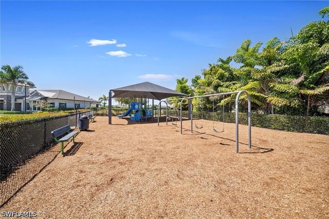 9564 Bexley DR, Fort Myers, FL 33967