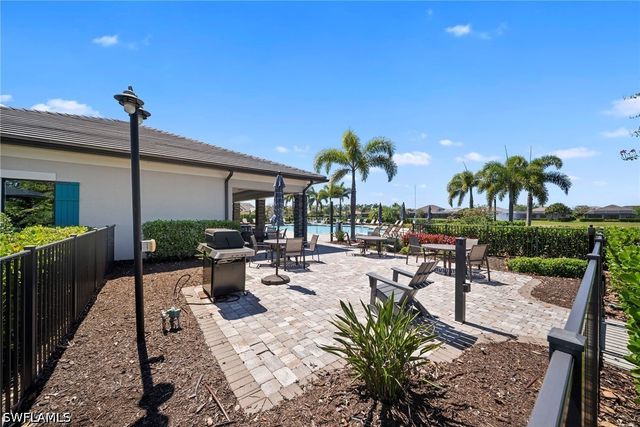 9564 Bexley DR, Fort Myers, FL 33967