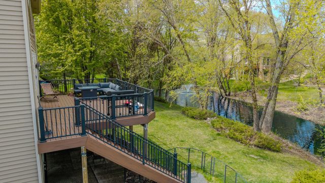 17800 32nd Place N, Plymouth, MN 55447